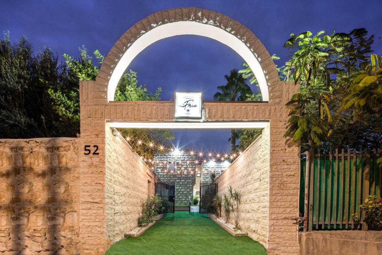 Hotel La Finca - Luxury Suites Hotel Beersheba Ngoại thất bức ảnh