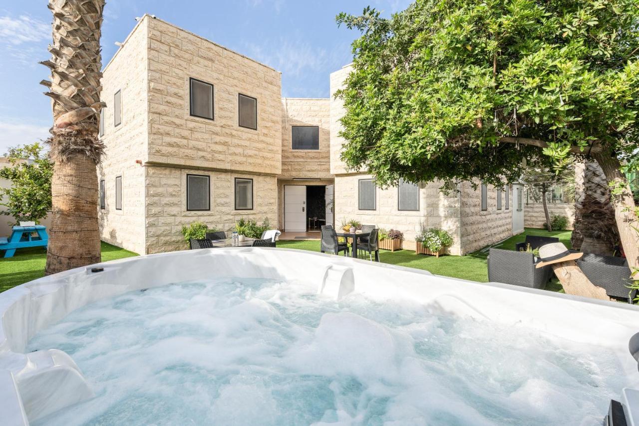 Hotel La Finca - Luxury Suites Hotel Beersheba Ngoại thất bức ảnh